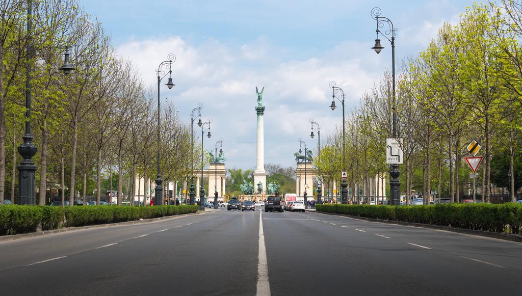 Home, Far Away From Home Budapest Exterior foto